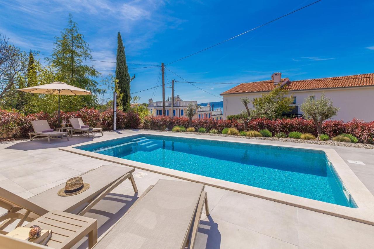 Holiday House Villa Andro Pinezići Εξωτερικό φωτογραφία