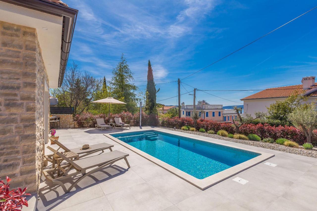 Holiday House Villa Andro Pinezići Εξωτερικό φωτογραφία